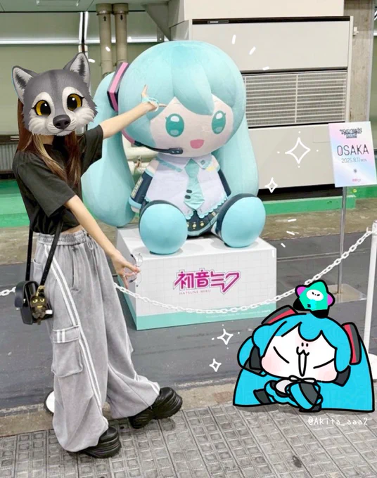 マジカルミライ大阪2日間だけ参戦しました! ありえないくらいセトリがよくて大満足… 急ぎ足気味やったけどクリエイターズマーケットにも寄れてよかった…私も頑張らなくては!と元気をもらえました とりあえず今日からロックスター目指します。 #マジカルミライ2025 #初音ミク