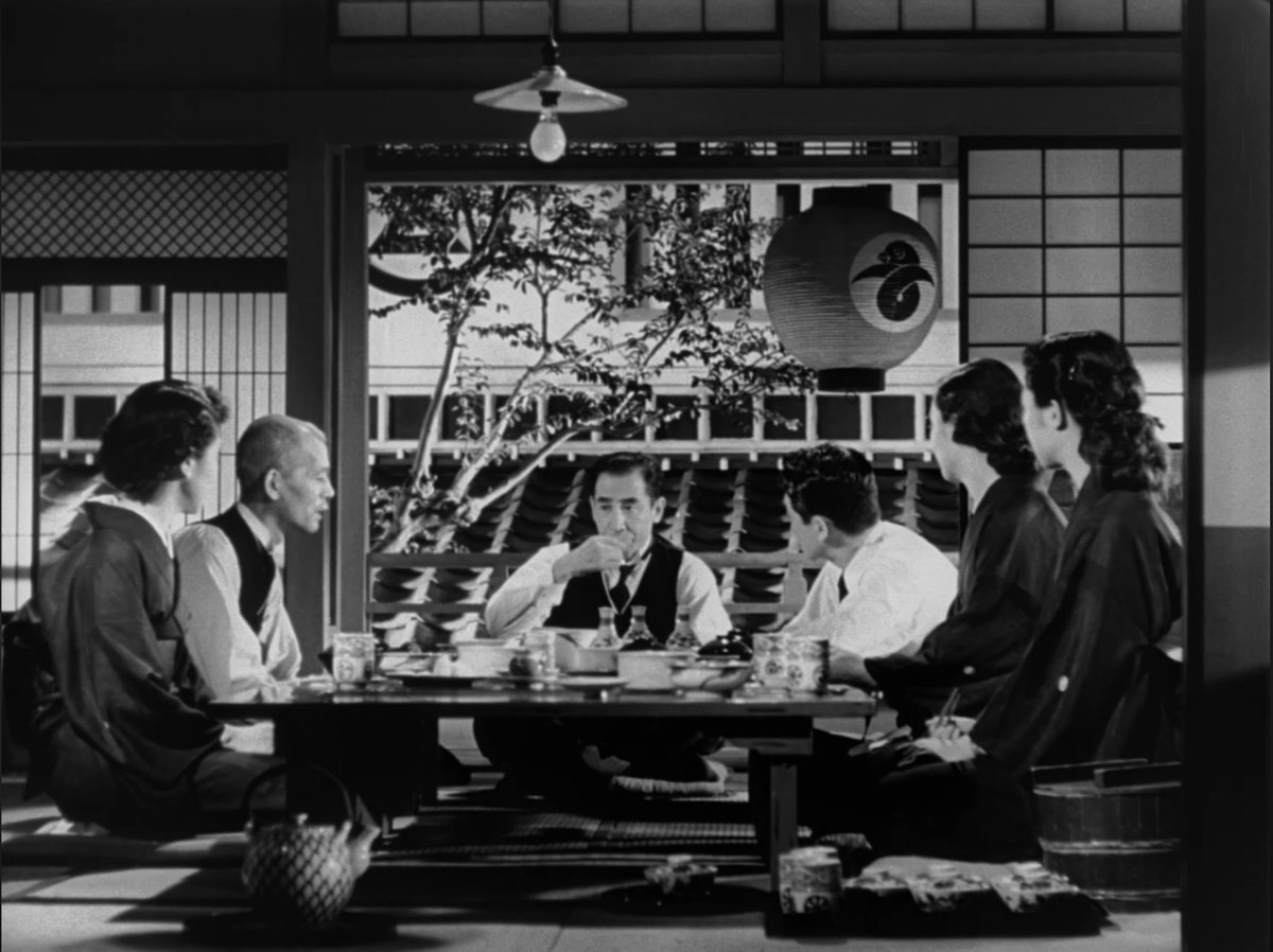 CinemaFromAsia's tweet photo. Tokyo Story - 東京物語 (1953) Directed by Yasujirō Ozu https://t.co/RkW3XYFd7b