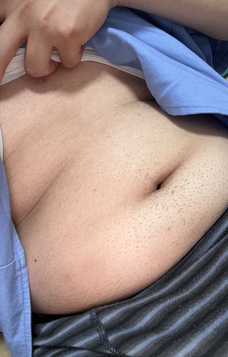 今日はサウナと水泳したから痩せてるはず、、笑
デブトークしましょー笑dm待ってます笑