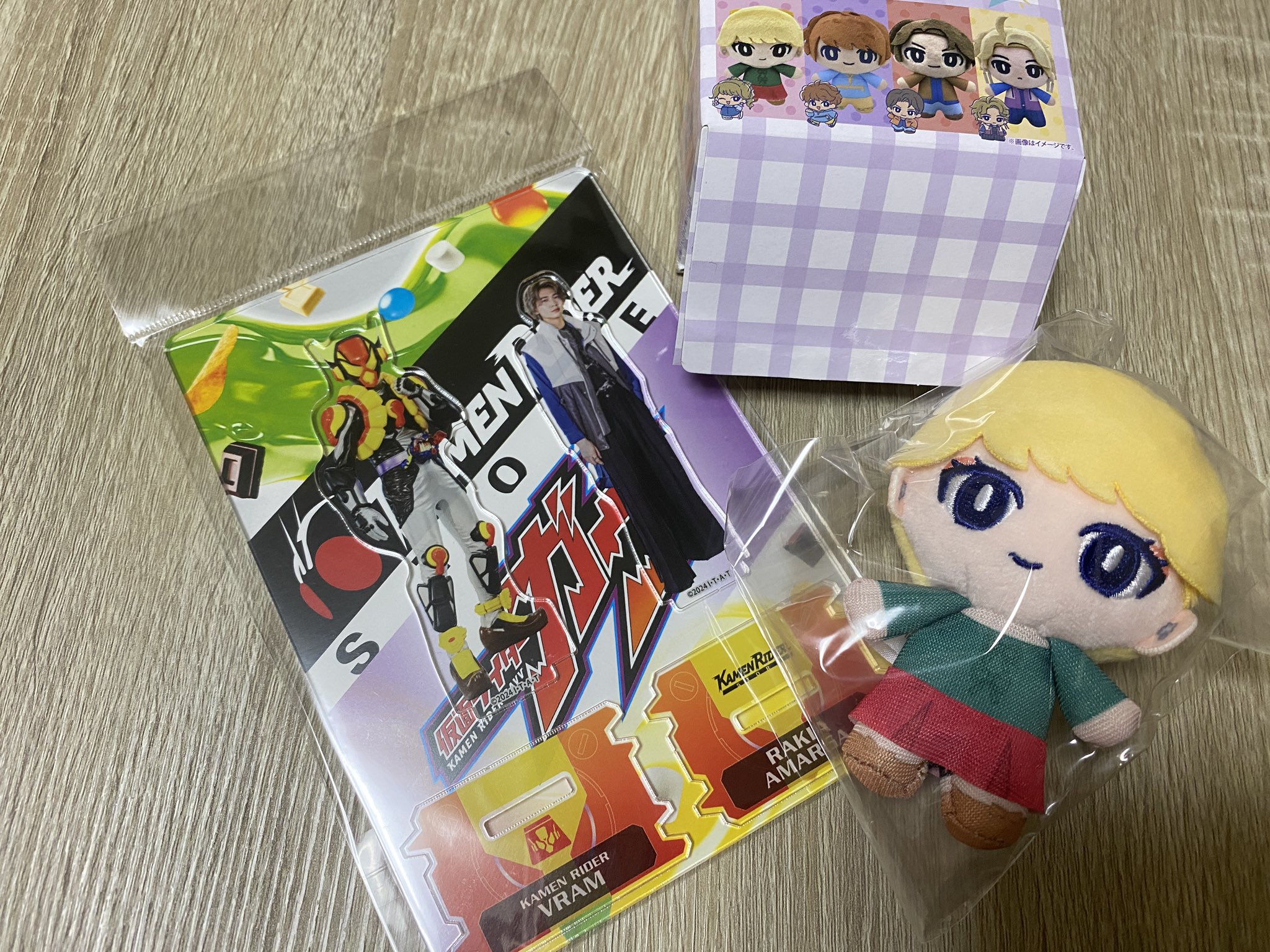 我儘ラキア　グッズ　まとめ売り ER58XyHUYAAnSNK.jpg