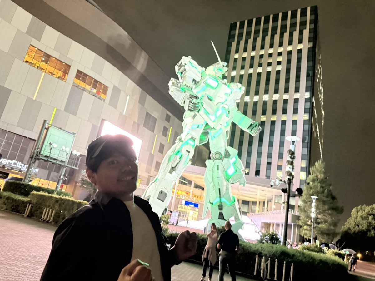 ハルルナ生誕祭LIVE行ってきました㊗️

JAWSの曲をLIVEでやらないのはセンスあるわ
ってるいべえが言ってました。

僕は平和様だいすきです。本当です。

#ハルルナ生誕祭