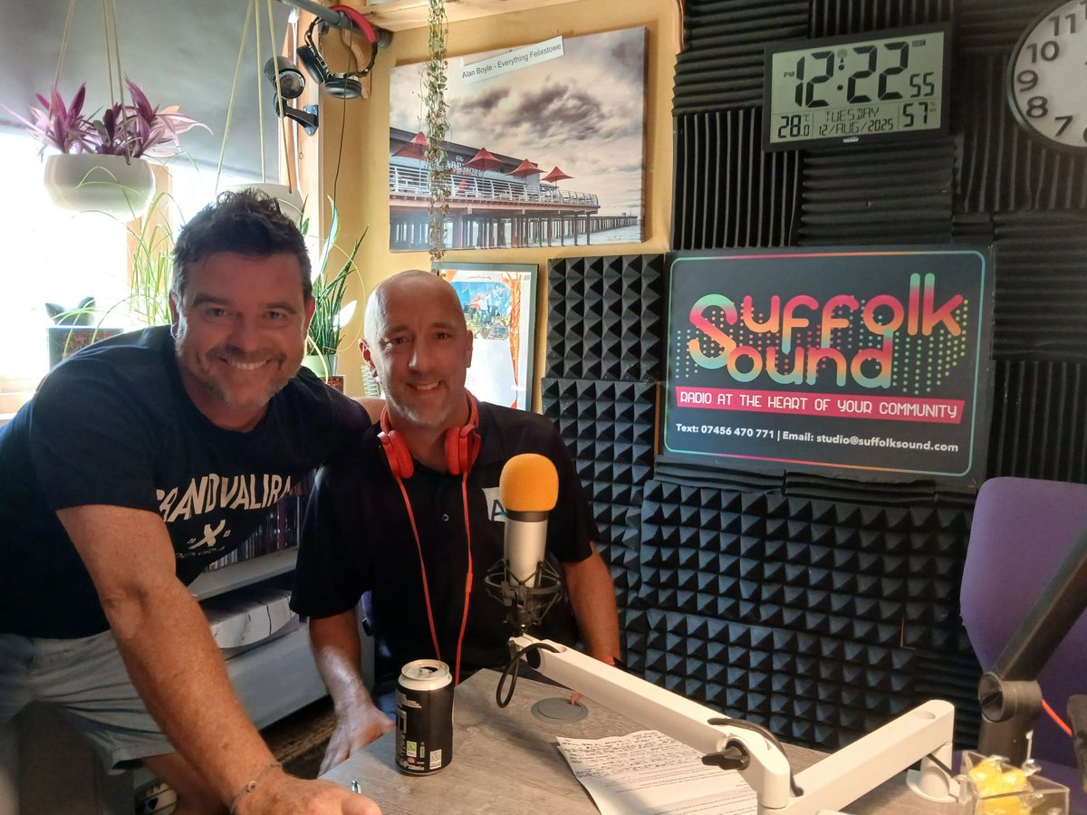 DungerRob's tweet image. In our Business Matters lunchtime programme today on @Suffolk_Sound  :

Scott Russell was chatting to Dean Harvey from @AccuGrit  

Listen live 
Listen Again suffolksound.com 
or Smart Speaker
or the Suffolk Sound App