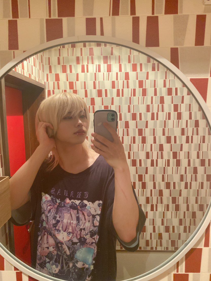 今日いてるー
#自撮り界隈 #美男美女さんと繋がりたい  #メンコン #メンコン営業 #営業 #コンカフェ  #メンズコンカフェ #ミナミ #大阪