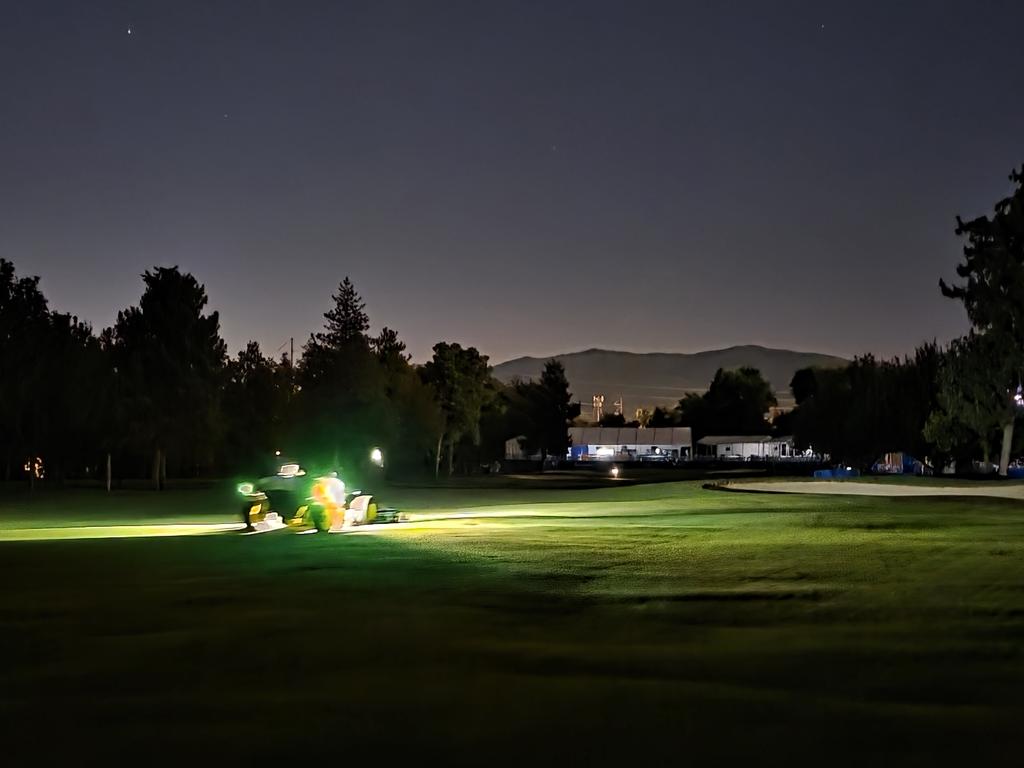 Matt Gourlay, CGCS, MG, AGS (@mattgourlaycgcs) on Twitter photo How cool is this? Autonomous fairway mowing and collecting moisture data! <a href="/FireFlyAuto/">FireFly Automatix</a> <a href="/TerraRadTech/">turfRad</a> <a href="/BoiseOpen/">AlbertsonsBoiseOpen</a> How cool is this? Autonomous fairway mowing and collecting moisture data! <a href="/FireFlyAuto/">FireFly Automatix</a> <a href="/TerraRadTech/">turfRad</a> <a href="/BoiseOpen/">AlbertsonsBoiseOpen</a>
