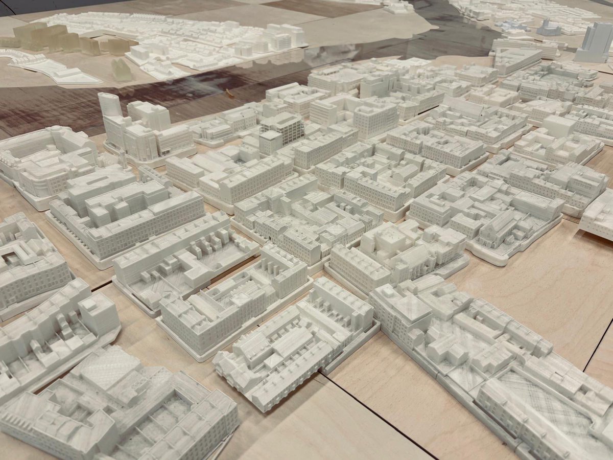Mayor of Limerick (@mayor_limerick) on Twitter photo ‘One City Revisited’
<a href="/LimerickCouncil/">Limerick Council - Comhairle Luimnigh</a>, supported by the Mayor, is to collaborate with <a href="/UL/">University Of Limerick</a> on a new project that aims to examine the future of the city.
Read more below ⬇️
limerick.ie/council/newsro…
#Limerick #LimerickEdgeEmbrace ‘One City Revisited’
<a href="/LimerickCouncil/">Limerick Council - Comhairle Luimnigh</a>, supported by the Mayor, is to collaborate with <a href="/UL/">University Of Limerick</a> on a new project that aims to examine the future of the city.
Read more below ⬇️
limerick.ie/council/newsro…
#Limerick #LimerickEdgeEmbrace