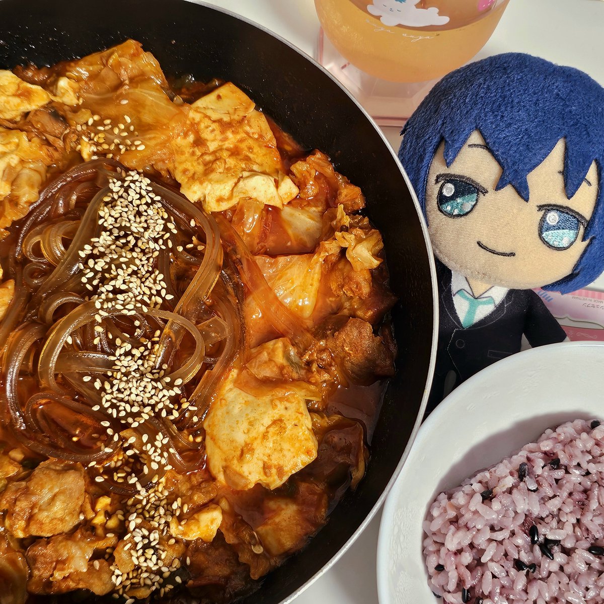 Ogami_hideko's tweet photo. 여보 두부두루치기 드세요 https://t.co/o5XRFEBprO