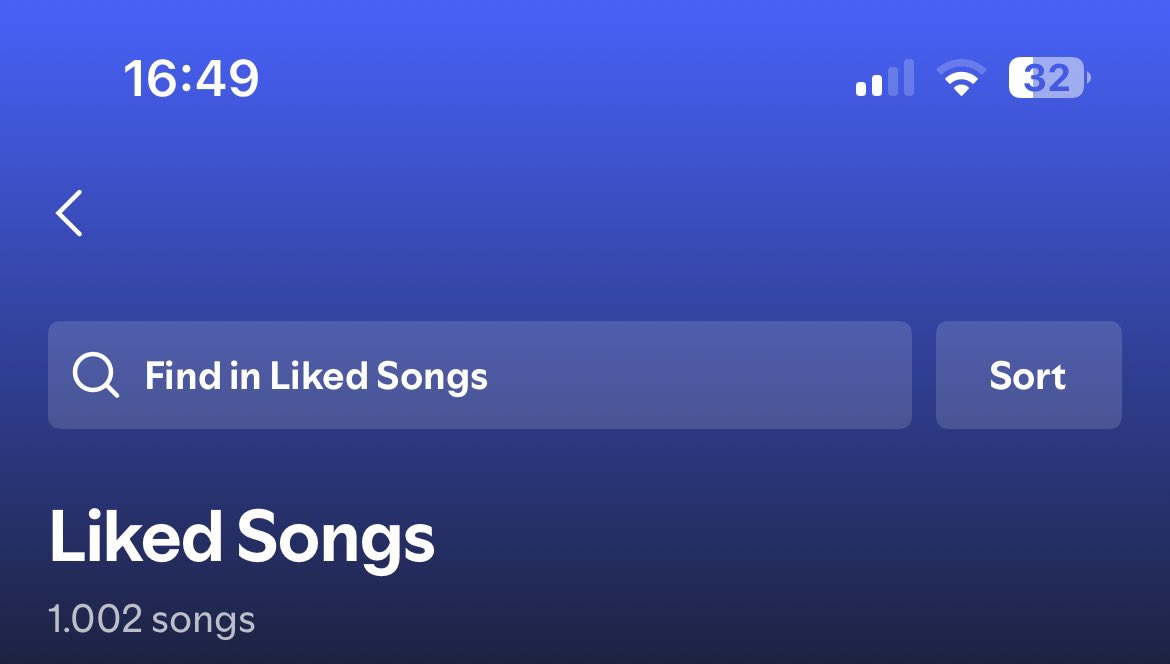 AleksandrCrow tweet media