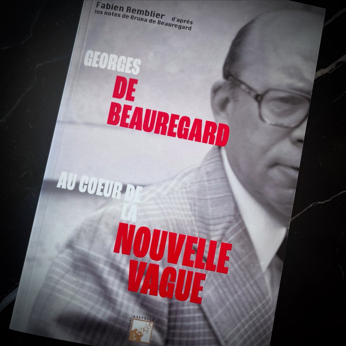 Fabien Remblier (@fabienremblier) on Twitter photo Bonjour <a href="/pierrelescure/">Pierre Lescure</a>
Où est-il possible de vous faire parvenir mon livre, GEORGES DE BEAUREGARD AU COEUR DE LA NOUVELLE VAGUE sur le producteur emblématique de la Nouvelle Vague, écrit à partir de ses archives restées inédites jusqu'à ce jour ? Bonjour <a href="/pierrelescure/">Pierre Lescure</a>
Où est-il possible de vous faire parvenir mon livre, GEORGES DE BEAUREGARD AU COEUR DE LA NOUVELLE VAGUE sur le producteur emblématique de la Nouvelle Vague, écrit à partir de ses archives restées inédites jusqu'à ce jour ?