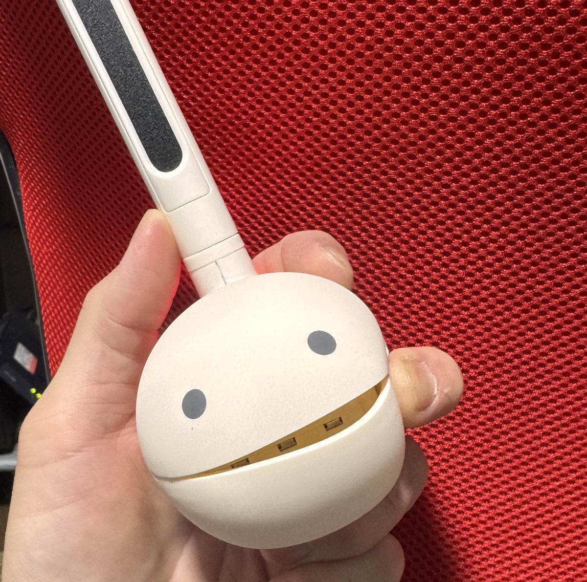 nunkichi's tweet photo. お友達に誕生日プレゼントでオタマトーン頂きました！
うれしー！むずかしーー https://t.co/lcwsjqBP8p