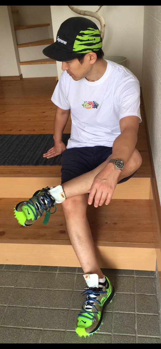 kousuke03140314's tweet image. ・
本日のスニ。
・
めっちゃ履きやすいし
カラーリングがめっちゃいい。
・ 
#NIKE #OFFWhite #fragment
・