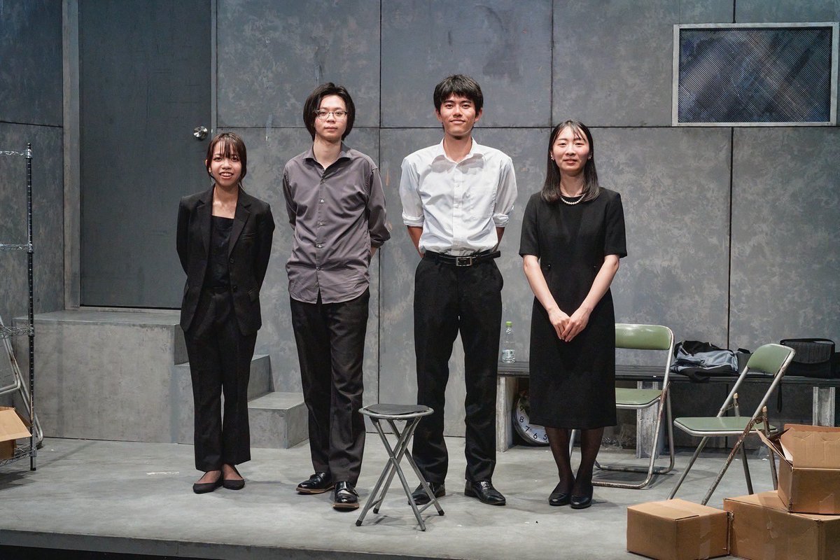 nabearashi's tweet photo. ◤　　2025.08.08~10　　　◥
  劇団なべあらし 第５回本公演　
　　　　　『青と嵐』
◣　　終演いたしました✨　◢

たくさんのお力添えをいただき、
無事作品をお届けすることができました。

ご協力いただきました皆様、
猛暑の中、ご来場いただきました皆様、
誠にありがとうございました！！ https://t.co/E9A0ODeZJ2