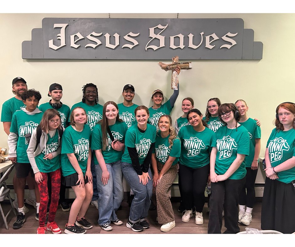 🙌 Huge thanks to Oasis Church Youth! 💙

From breakfast service to street clean-up, your kindness and energy made a big impact. We're thankful for the love you shared with our community. 

lighthousemission.ca
#LighthouseMission #EveryoneMatters #LoveAllServeAll