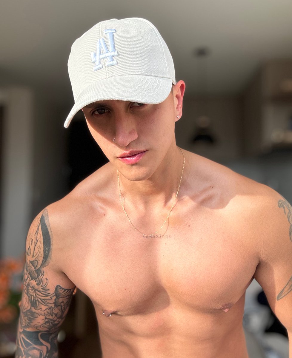 Nicolás tweet media