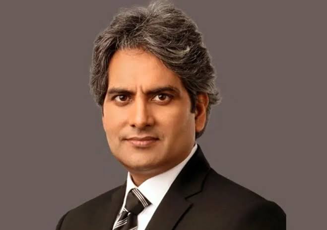 IndianGems_'s tweet photo. MS Dhoni filled 100cr defamation case against Sudhir Chaudhary. Absolute Cinema 😭 https://t.co/nAddr97bOD