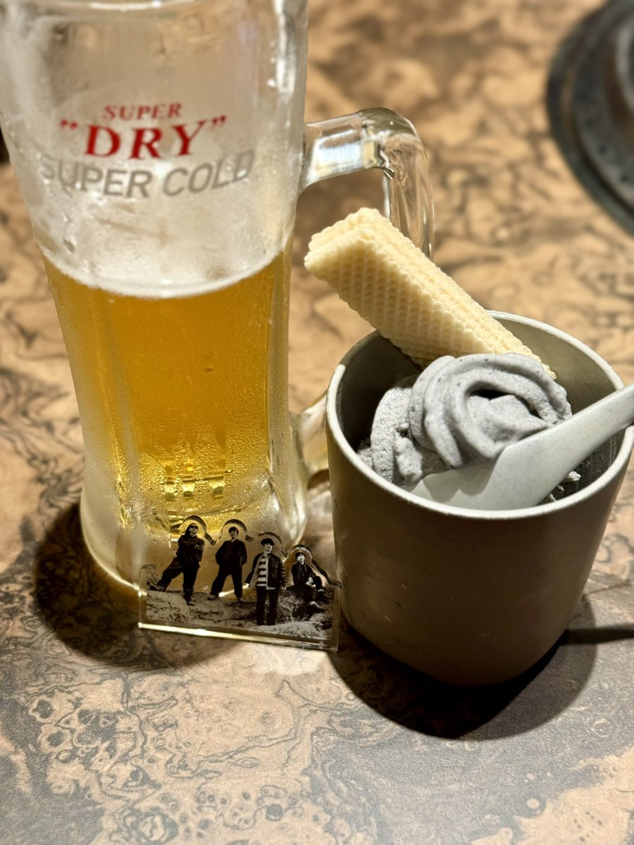 締めの黒ごまアイス🍨
久しぶりにいっぱい飲んだー