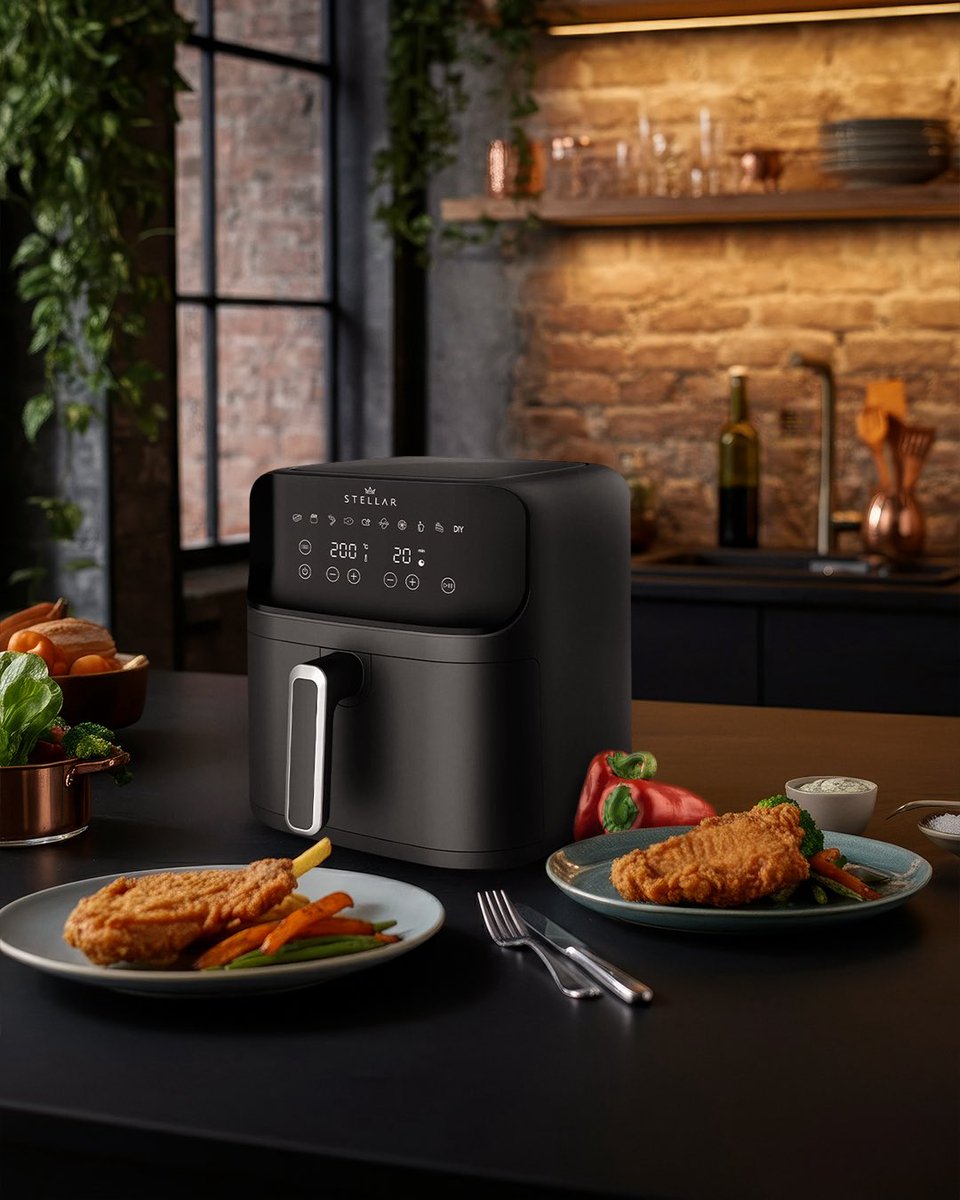 Dischem's tweet photo. Meet your new kitchen MVP.
Save R500 on a Stellar Digital Air Fryer 7.5L - now R1099.
Valid 15 Jul - 17 Aug 2025
#DisChem #TheUltimatePlug #Stellar https://t.co/4qzvV1ppsV