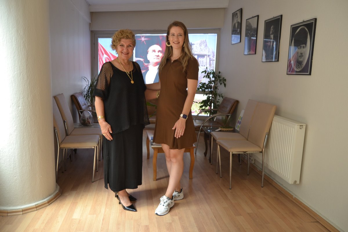 Afyon Gün FM (@afyongunfm) on Twitter photo Alo Diyet Afyon Şube Yöneticisi Diyetisyen Beyza Yağcıoğlu Turan, Gün FM’in konuğu oldu. Yağcıoğlu, bariatrik cerrahi ve ameliyat sonrası beslenme konusunda bilgiler verdi. <a href="/fatosakar3/">fatos_akar</a>
Haberi aşağıdaki linkten okuyabilirsiniz.
gunfm.net/haber/6228/_sa… Alo Diyet Afyon Şube Yöneticisi Diyetisyen Beyza Yağcıoğlu Turan, Gün FM’in konuğu oldu. Yağcıoğlu, bariatrik cerrahi ve ameliyat sonrası beslenme konusunda bilgiler verdi. <a href="/fatosakar3/">fatos_akar</a>
Haberi aşağıdaki linkten okuyabilirsiniz.
gunfm.net/haber/6228/_sa…