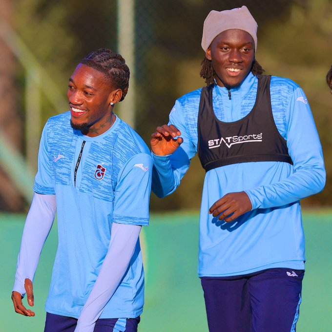 TrabzonHub's tweet photo. 📢 Hasan Tuncel:
„Wir erwarten den Abschied von Mendy und Cham.
Bei Cham könnten die Gespräche aus der arabischen Liga bald wieder aufgenommen werden.“
#Trabzonspor #BatistaMendy #MuhammedCham https://t.co/UDqIGI1Uhb