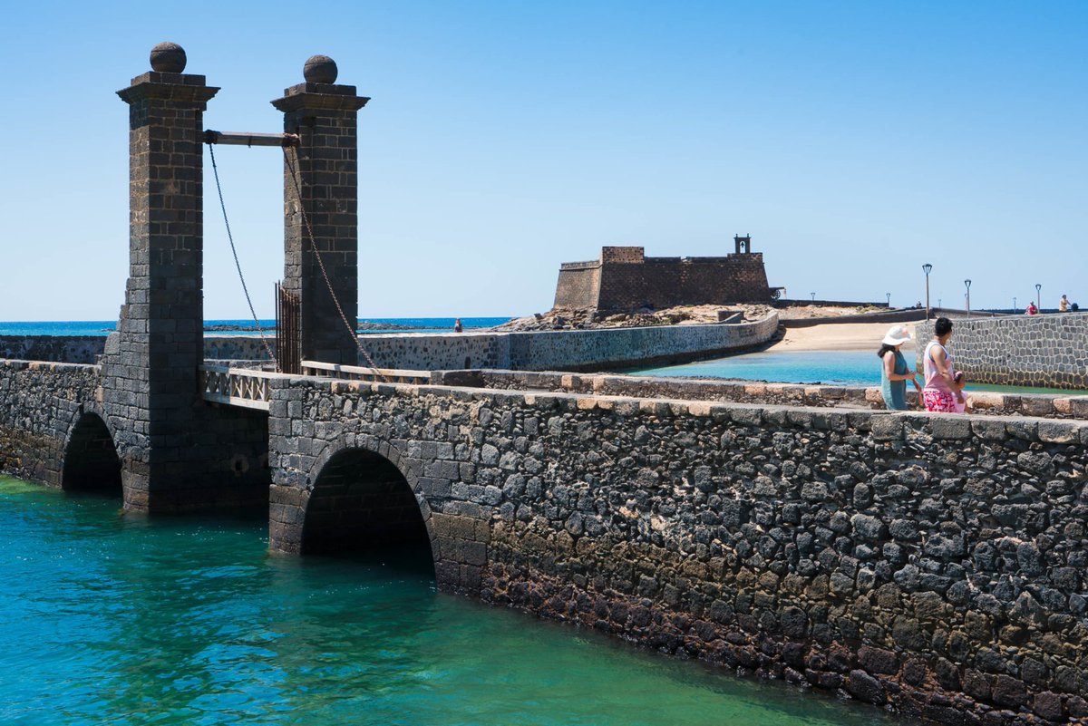#Lanzarote with no car: the sustainable slow travel you’ve been dreaming of 😍

📑👉 turismolanzarote.com/en/lanzarote-w…

#LoveLanzarote #LanzaroteAUniqueIsland