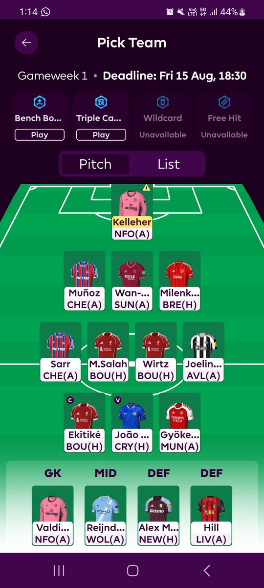 344_87's tweet photo. @TheKopHQ @LazyFPL Right  Jay, what ya think? I've 2mill still in the bank for Isak  when he's back playing. https://t.co/QucHa3DDA2