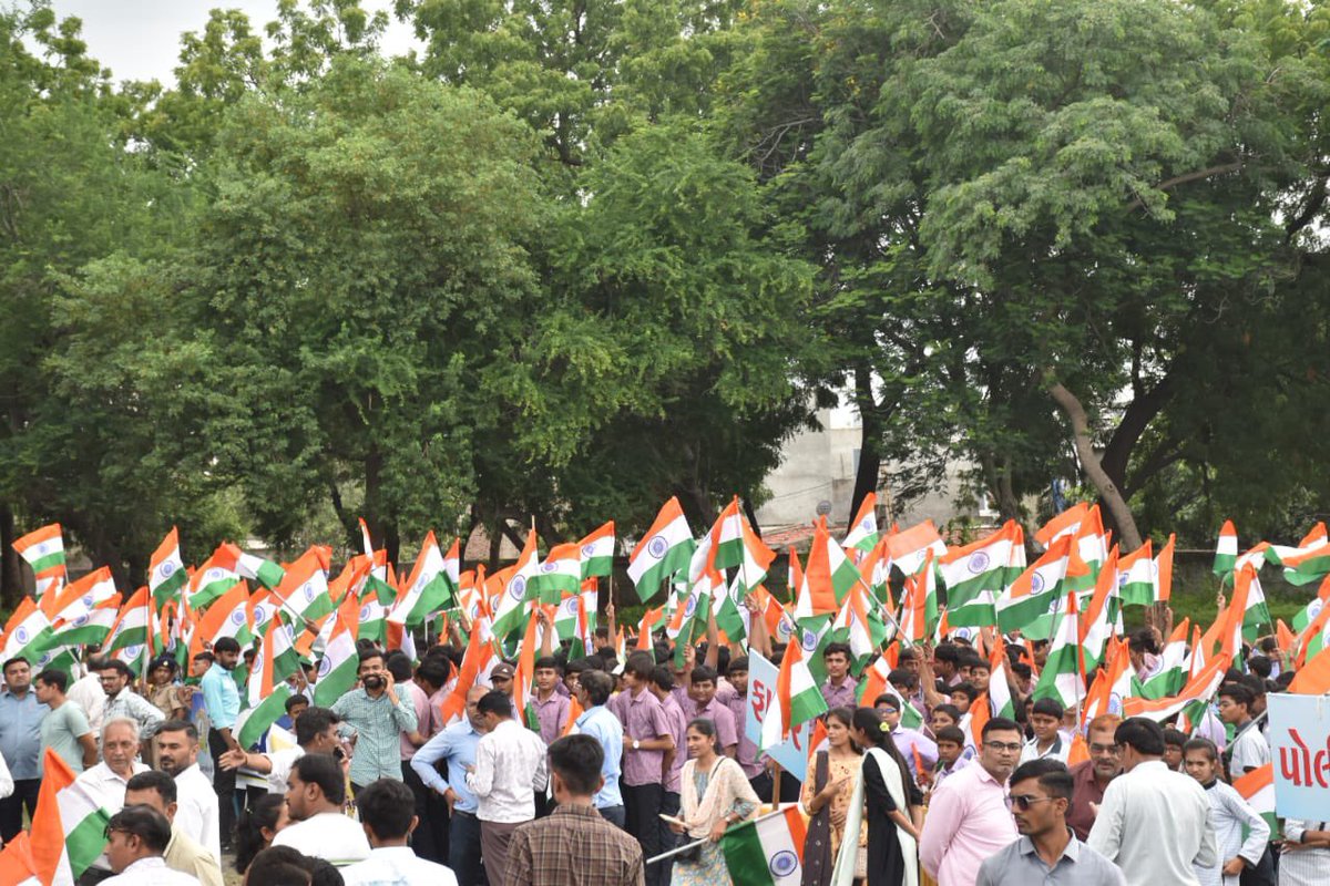 આજ, કાલ, આવતીકાલ અને સદાકાળ મારો તિરંગો છે મારું અભિમાન...
તિરંગા યાત્રા,મોરબી 
#HarGharTiranga
#HarGharTiranga2025