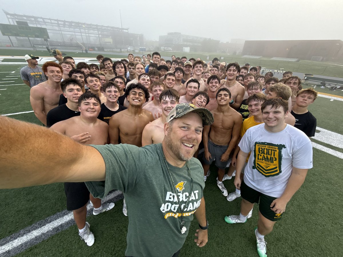 Basehor-Linwood Football tweet media