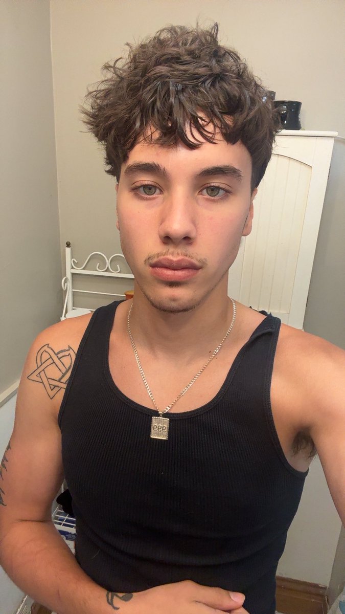 Snickers233's tweet image. Life Last Week 🤷‍♂️