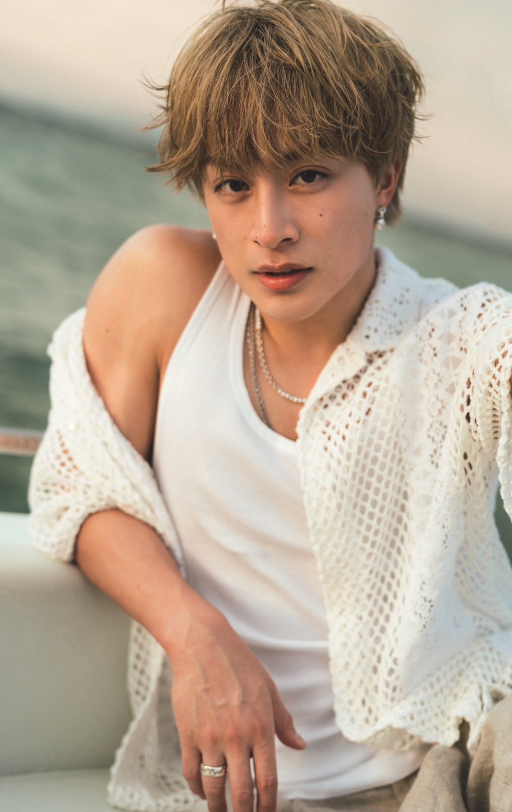 FENDI LOVE ヘアバンド 海外ラッパーや白濱亜嵐着用 FENDI LOVE ヘアバンド 海外ラッパーや白濱亜嵐着用