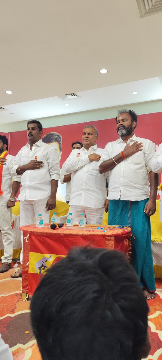TheniPrakashh's tweet photo. மக்கள் விரும்பும் முதல்வர் வேட்பாளர் தமிழக வெற்றிக் கழகத்தின் தலைவர் #தளபதி அவர்களின் அறிவுறுத்தலின்படி,

இன்று (12.08.2025),

இரண்டாவது மாநில மாநாடு வருகின்ற (21.08.2025) வியாழக்கிழமை அன்று மதுரையில் நடைபெறுவதையொட்டி,

பெரியகுளம் தொகுதி, வேல்சாமி சின்னம்மாள் மண்டபத்தில் https://t.co/94t7P5o2dH