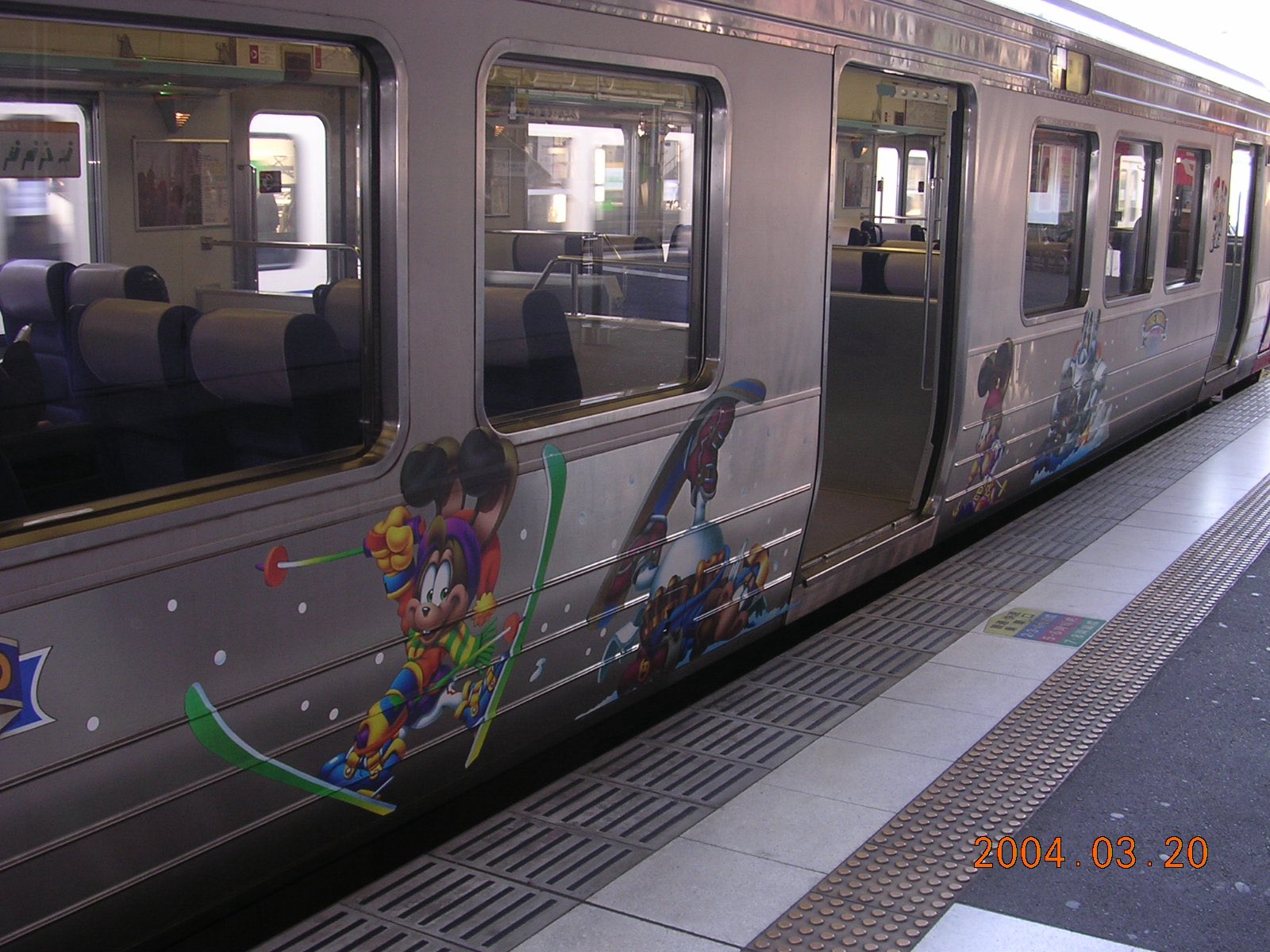 811系 スペースワールド号 状態レア動作良い 貴重品 A-0643 外箱交換 811系 P11編成 (南福岡車両区) 鉄道フォト | レイルラボ(RailLab)