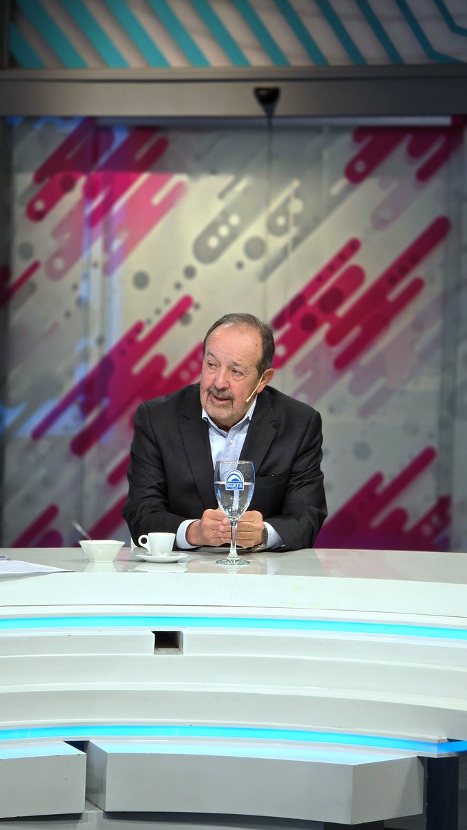 Desayunos informales tweet media