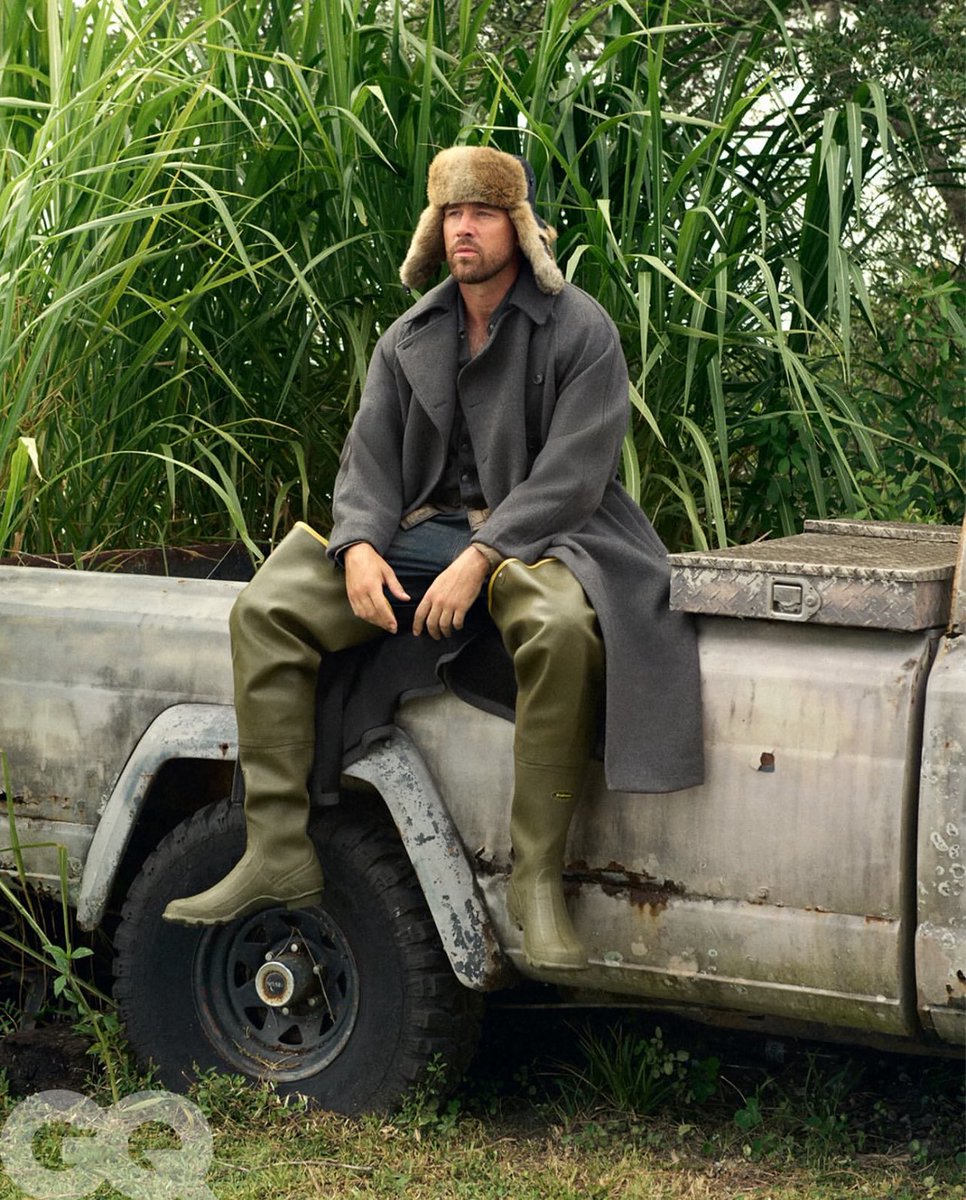 LegendaryLade's tweet image. “America’s Sweetheart” Travis Kelce for GQ September 2025!🔥 #SeptemberIssue 

Photographed by Ryan McGinley.
Styled by Law Roach.