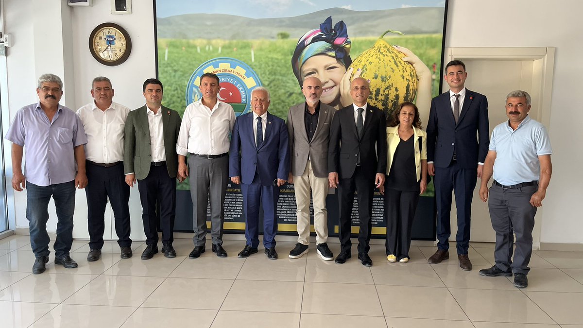 Milletvekili heyetimiz, Akçaşehir Belediye Başkanımız ve Merkez ilçe Başkanımız ile birlikte Karaman Ziraat Odası  Başkanı Mehmet Bayram ve Yönetim Kurulu üyelerini ziyaret ettik.