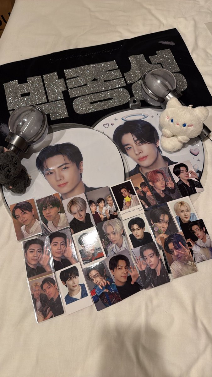 jongseongrace's tweet photo. i love my little engene life too 💗 https://t.co/0s23guc5up