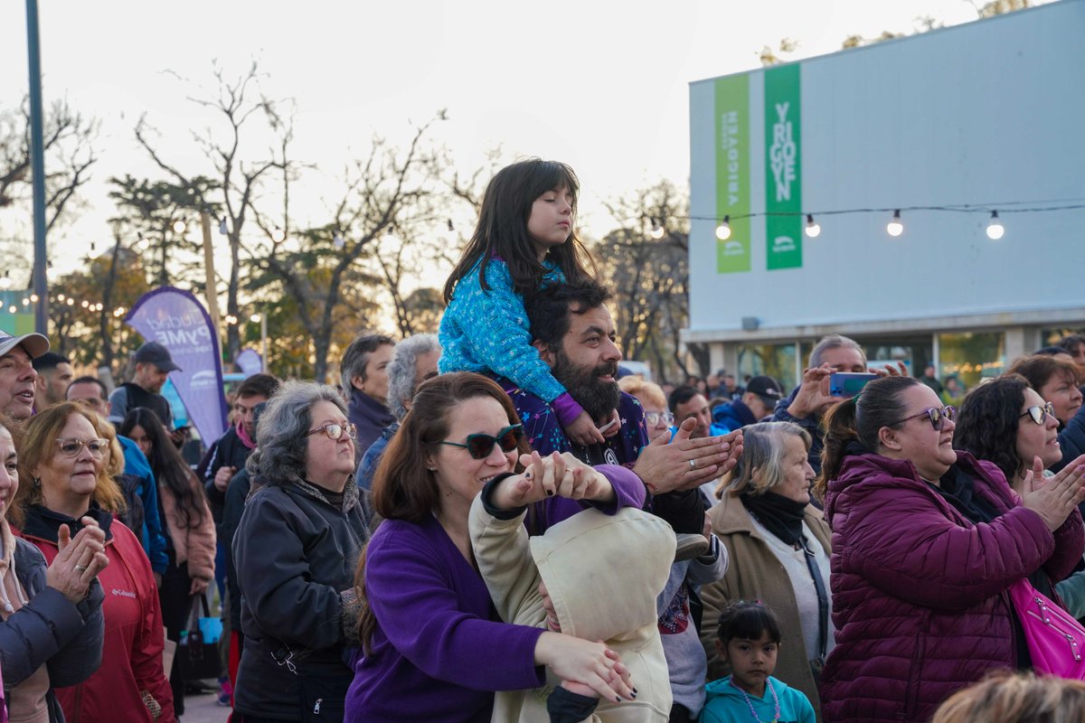 #SanMartin Miles de vecinos visitaron la Expo Ciudad PyME <a href="/fmoreiraok/">Fernando Moreira</a> laprovincianews.com.ar/miles-de-vecin…