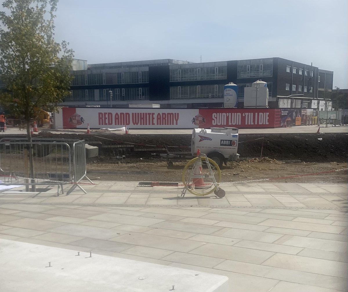 Some resource going in to getting us prem ready on and off the pitch. Love to see it. Sheepfolds will all be done for Saturday 👌🏼 #safc