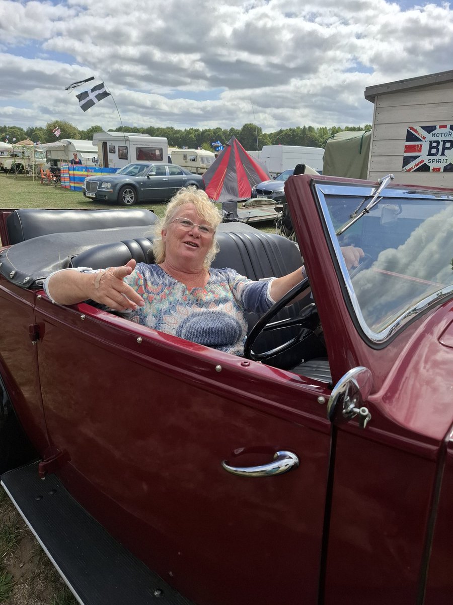 YattendonClassicCar tweet media