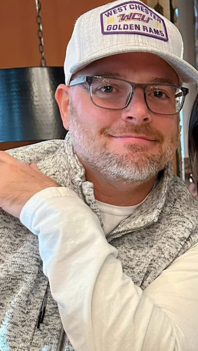 Happy Birthday to this guy.  Coach Morris, enjoy your day. 
💙🦅💙🦅