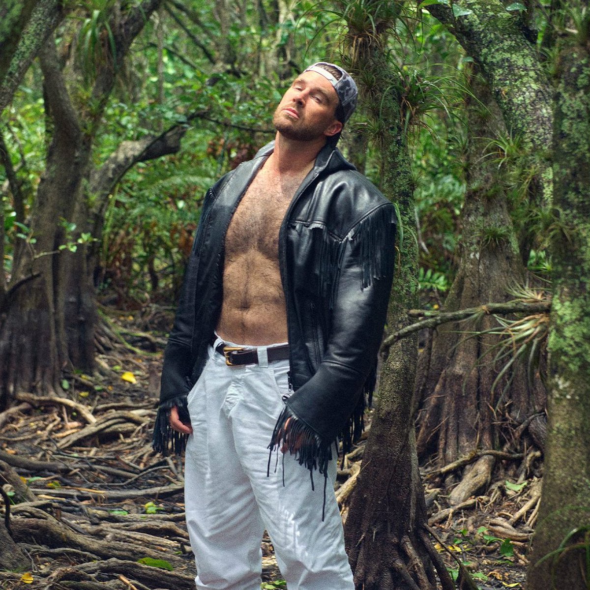 poptime's tweet photo. Simplesmente Travis Kelce para QG Magazine 🫦 https://t.co/d1bRbzHHRx