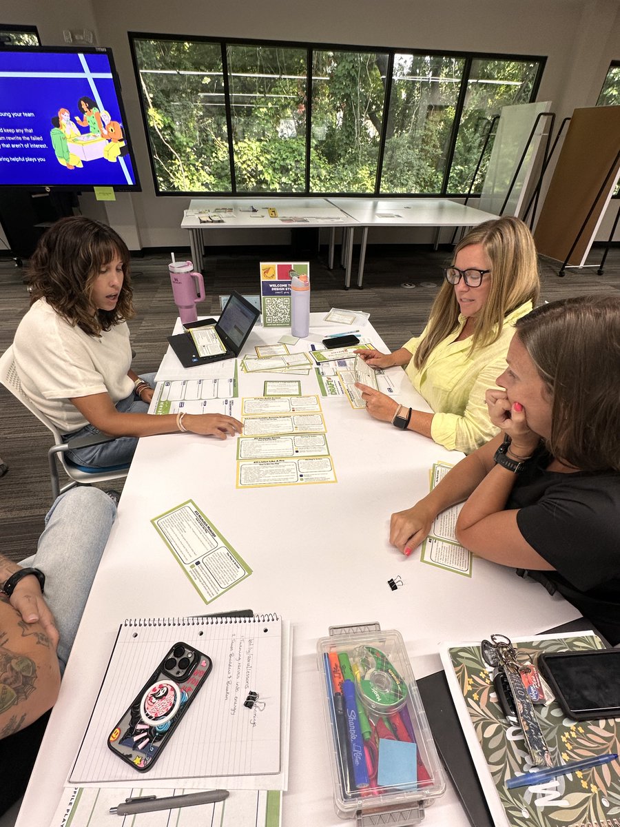 ElevatEDSt123's tweet photo. 🏈 The 25–26 season is ON! Our Teacher Navigators kicked off with purpose + play, diving into the Learner Profile Playbook—packed with mini-lessons, plays, and tools to bring collab + communication to life.
Can’t wait to see the plays they run this year! 💥
#ElevatEDStudios https://t.co/NC4mauvqhj
