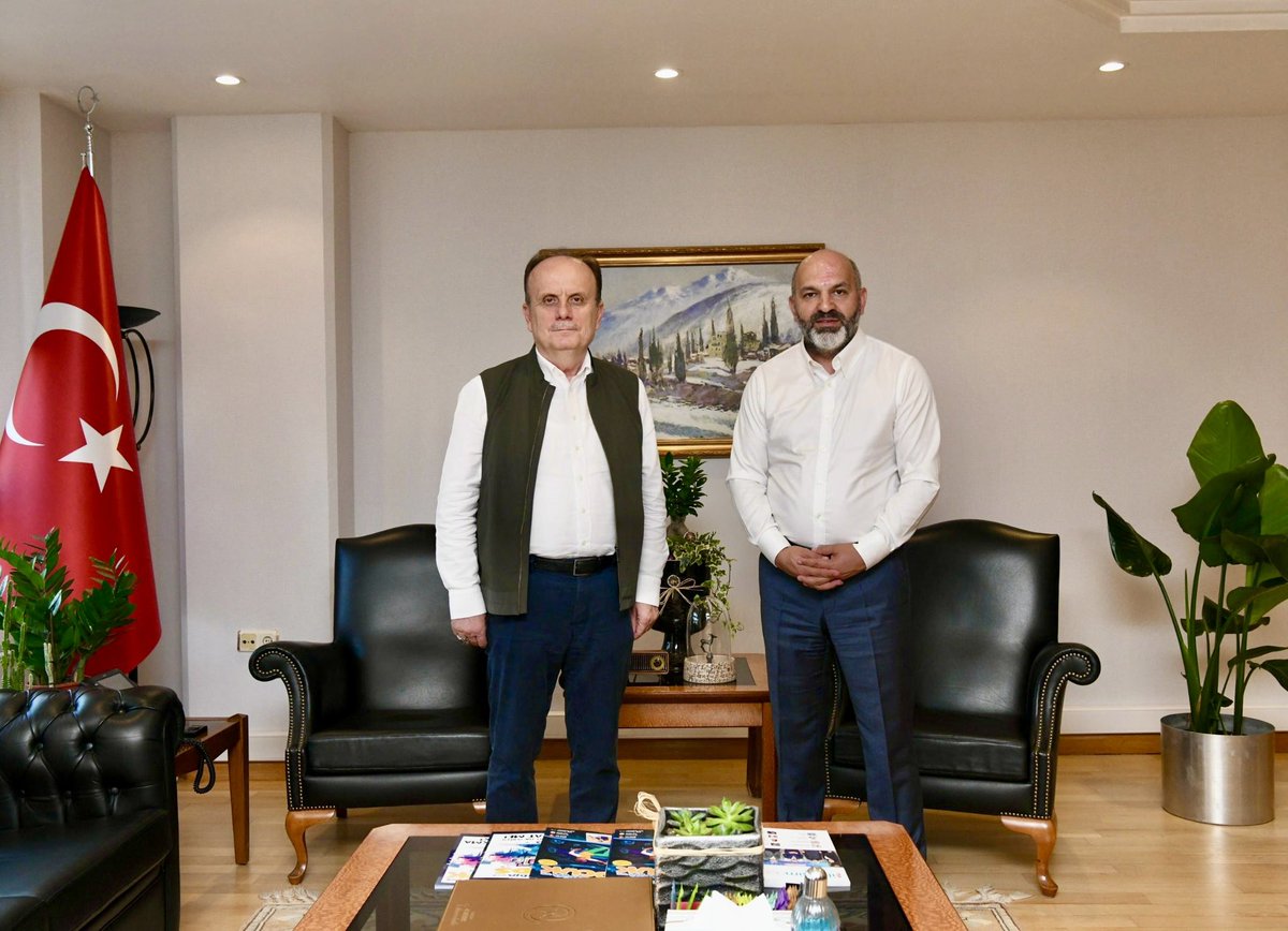 🇹🇷 Konya Milletvekilimiz, 15 yıllık çalışma arkadaşımız ve kıymetli abimiz <a href="/mehbaykan/">Mehmet Baykan</a> bizleri ziyaret ettiler.

Gençlik ve Spor camiasında birlikte yürüttüğümüz verimli çalışmalar ve nice güzel hatıralar, bugün yeniden yad edildi. 

Kendisine dostluğu, desteği ve samimiyeti için