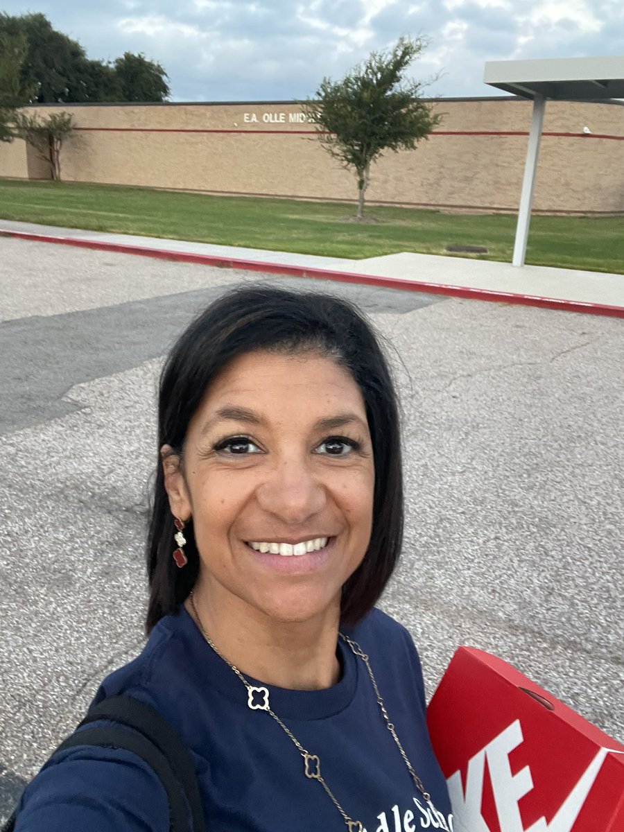 Year 2! Let’s Gooooo! Happy First Day, Everyone! <a href="/OlleMightyOwls/">Olle Middle School</a>