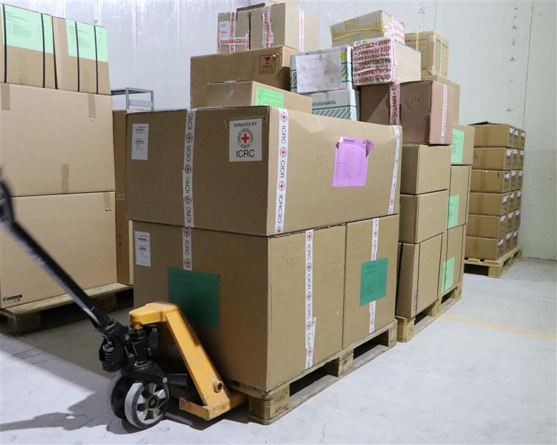 CSutterICRC's tweet image. To strengthen emergency preparedness and enhance timely patient care, ICRC continues to provide essential medical equipment and lifesaving medicines to DHQ Hospital Bannu supporting delivery of critical health services to the community.