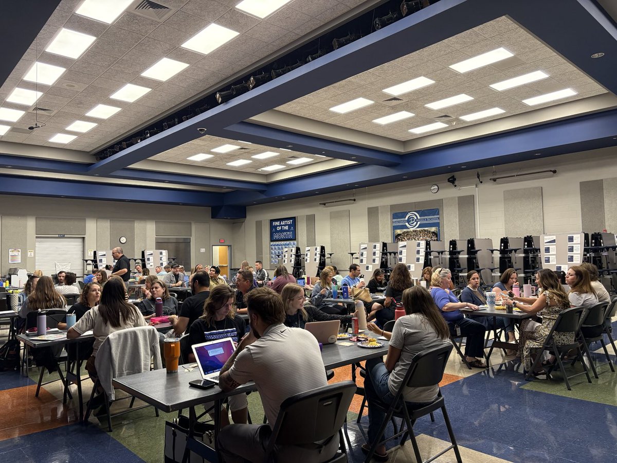 Courtney Dickerson tweet media