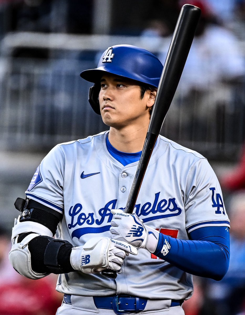 Bad_4_Baseball's tweet photo. Shohei Ohtani and his agent Naz Baleo are being accused of sabotaging a $240 million Hawaii real estate project. Per, @The_Japan_News 👀 https://t.co/qpJDMdXMbm