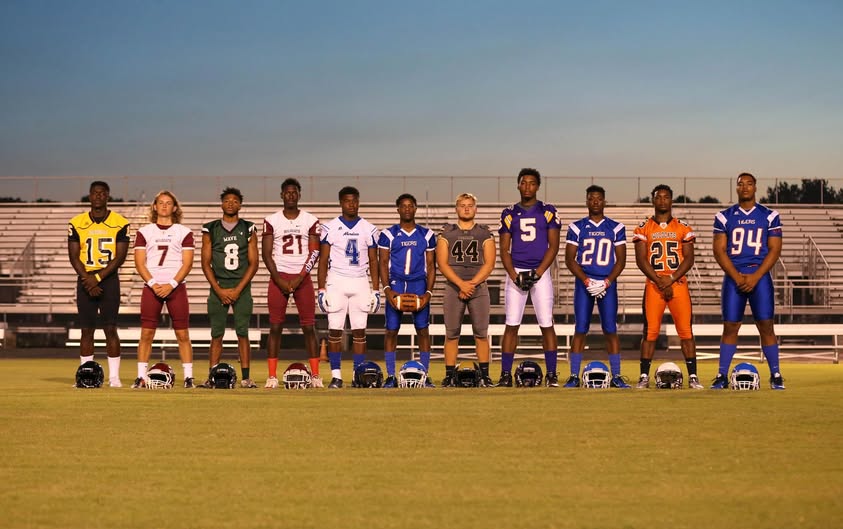 Robby Donoho III (@robbydonoho) on Twitter photo 10 years ago today - our <a href="/WCBIENDZONE/">WCBI's EndZone</a> photo shoot included THREE future NFL pros, multiple college football starters, all-conference players and the entire group found success in & beyond football!
<a href="/1kalwaysopen_/">AJ BROWN</a> <a href="/CoachMacSTC/">Coach Corey McCullough</a> <a href="/_got11reasons/">SayCB 🤏🏾</a> <a href="/Chris_Deloach85/">Christopher Deloach</a> <a href="/GrindSimmons94/">Jeffery Simmons</a> 10 years ago today - our <a href="/WCBIENDZONE/">WCBI's EndZone</a> photo shoot included THREE future NFL pros, multiple college football starters, all-conference players and the entire group found success in & beyond football!
<a href="/1kalwaysopen_/">AJ BROWN</a> <a href="/CoachMacSTC/">Coach Corey McCullough</a> <a href="/_got11reasons/">SayCB 🤏🏾</a> <a href="/Chris_Deloach85/">Christopher Deloach</a> <a href="/GrindSimmons94/">Jeffery Simmons</a>