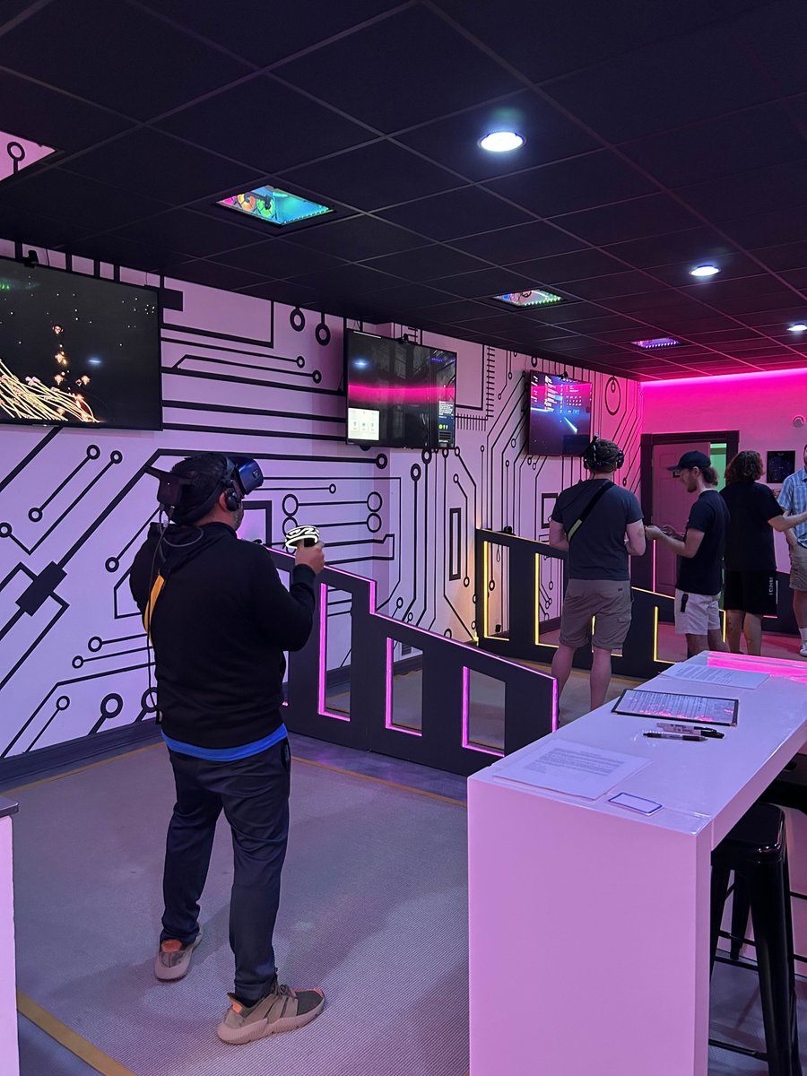 Thanks to everyone who joined us at our VR social at RSVR Milwaukee last week! We had a great time meeting you, playing games, and sharing laughs. Hope to see you all at the next one! 💜