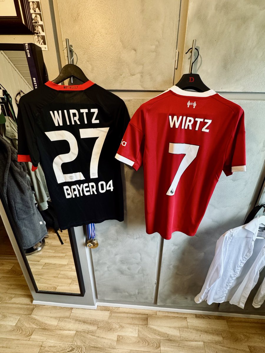 Arnar Laufdal tweet media