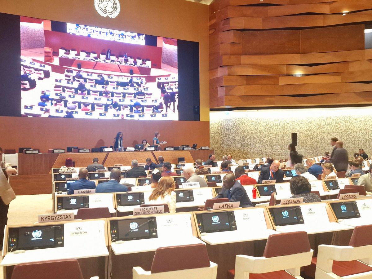 🇸🇱 Dep. Environment Minister Mima Yeama Sobba-Stephens joined <a href="/UNEP/">UN Environment Programme</a>’s Ministerial Roundtable on #PlasticPollution, sharing progress &amp; challenges, and urging action on the global binding instrument. 
#INC5_2 #UNEP #SierraLeone #PlasticGovernance.