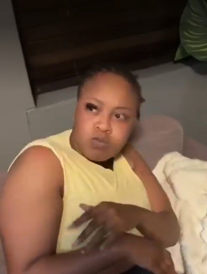 These Nigerians are ruthless the way the beating them hope the SAPS do something about this cause if it were South African men we'd be hearing Justice for Jollofinas by now.